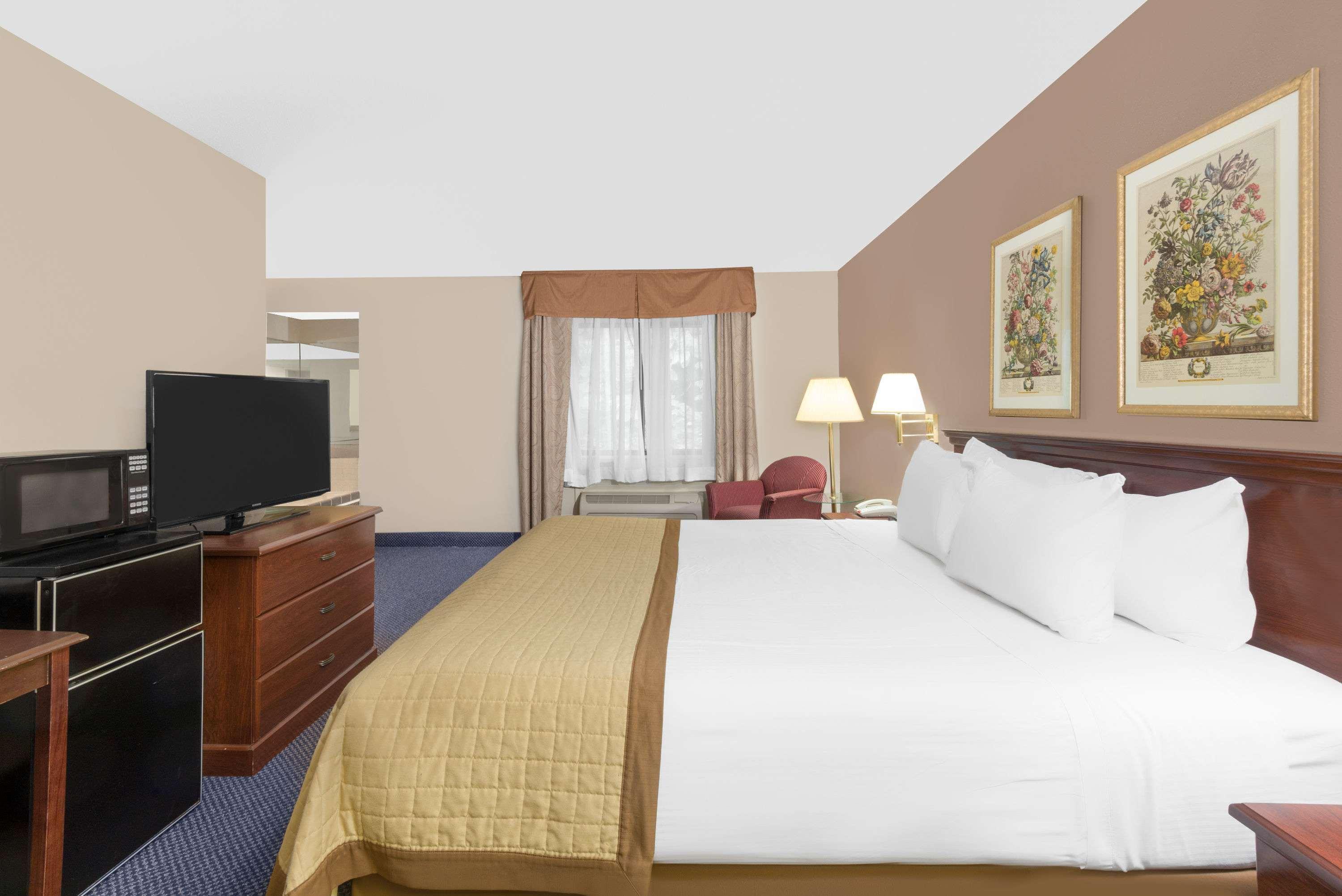 Baymont By Wyndham Zanesville Ngoại thất bức ảnh