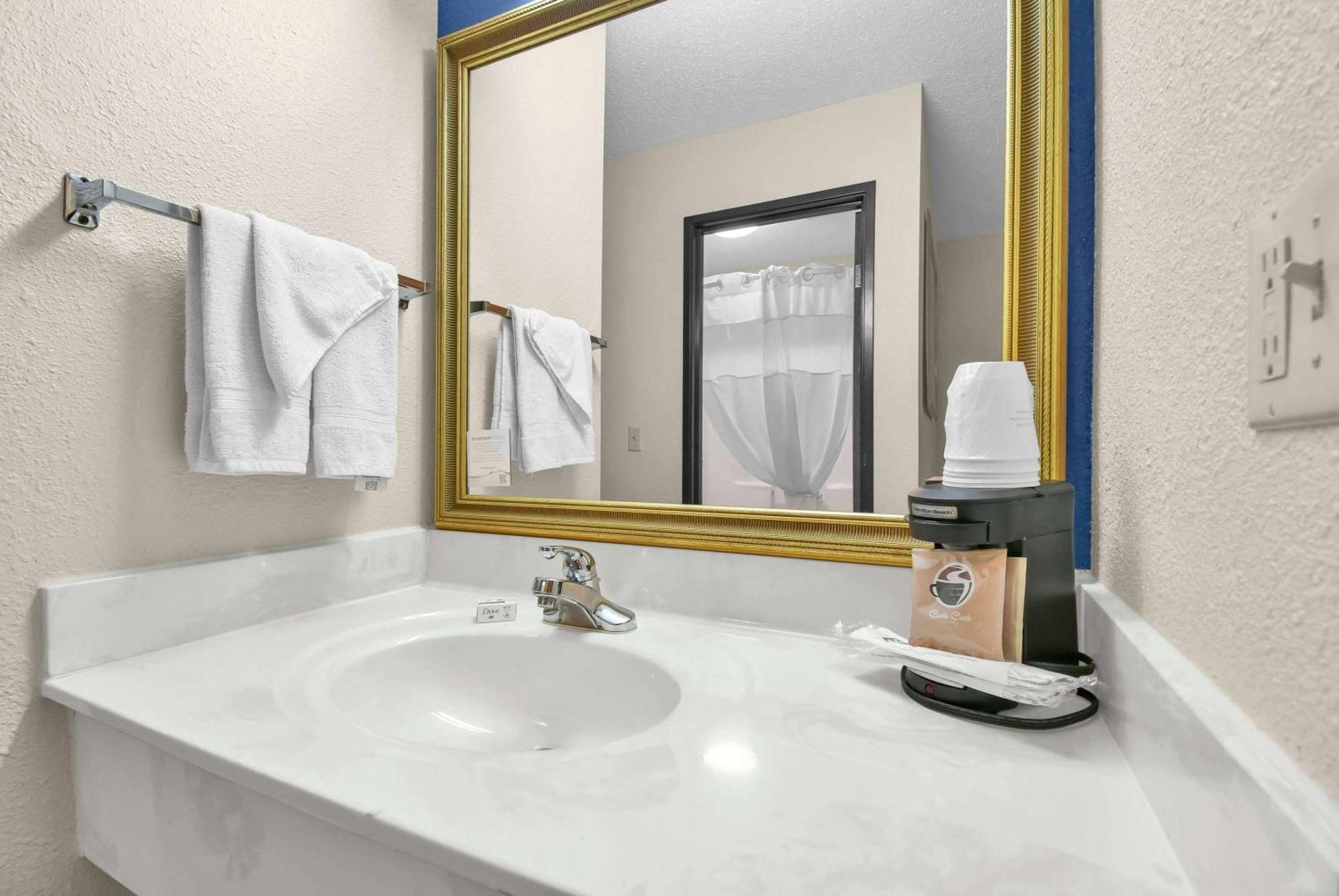 Baymont By Wyndham Zanesville Ngoại thất bức ảnh